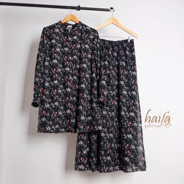 a Setelan Sifon Print Floral Hitam Pink