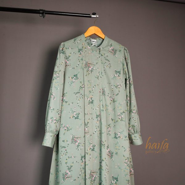 a Gamis Sifon Floral Hijau Sage - Image 3
